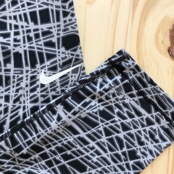 Patterned compression pants - Picture 2 of 4